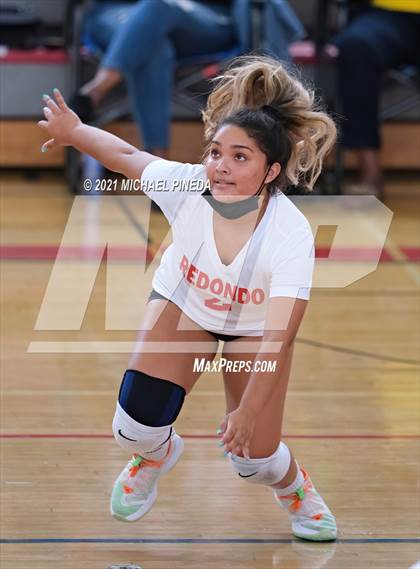 Thumbnail 2 in Huntington Beach vs Redondo Union photogallery.