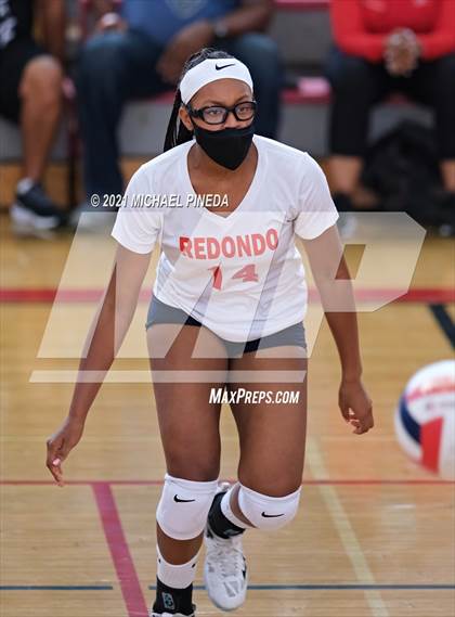 Thumbnail 3 in Huntington Beach vs Redondo Union photogallery.