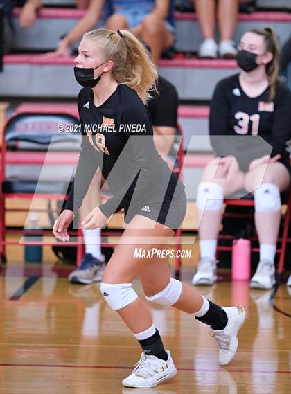 Thumbnail 2 in Huntington Beach vs Redondo Union photogallery.