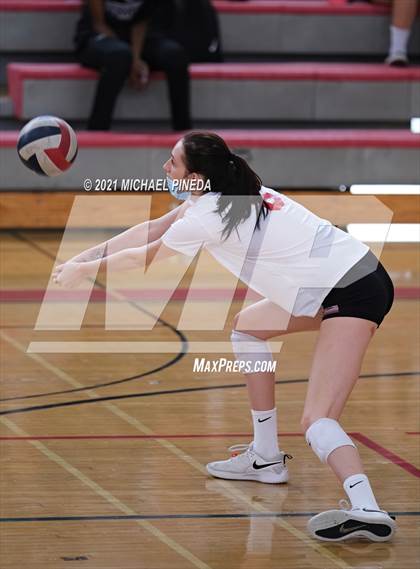 Thumbnail 1 in Huntington Beach vs Redondo Union photogallery.