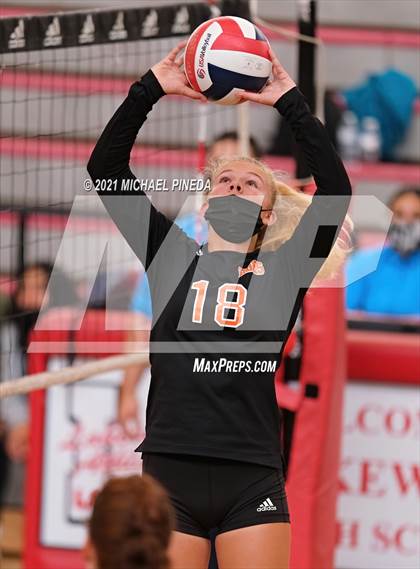 Thumbnail 2 in Huntington Beach vs Redondo Union photogallery.