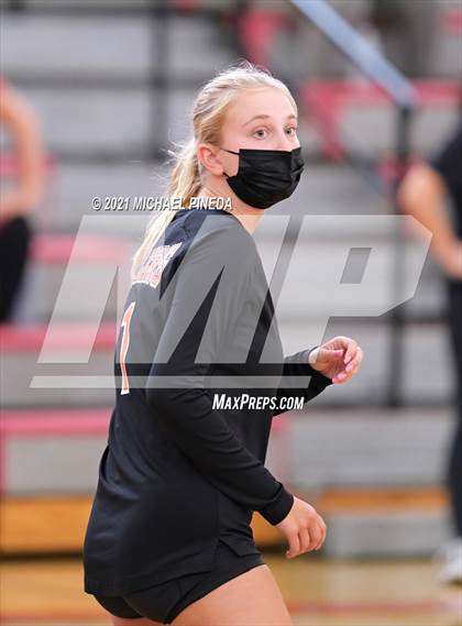 Thumbnail 1 in Huntington Beach vs Redondo Union photogallery.