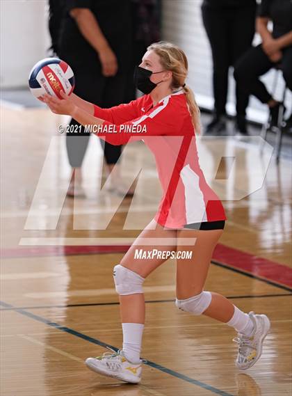 Thumbnail 1 in Huntington Beach vs Redondo Union photogallery.