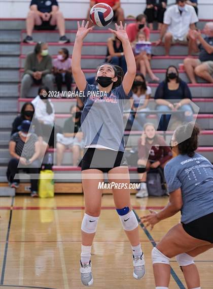 Thumbnail 1 in Huntington Beach vs Redondo Union photogallery.