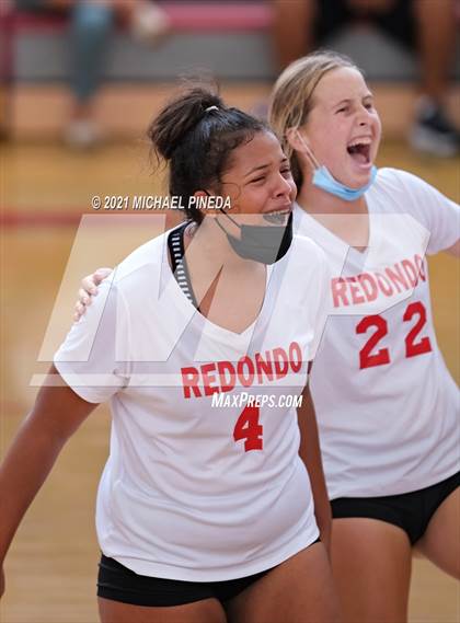 Thumbnail 3 in Huntington Beach vs Redondo Union photogallery.