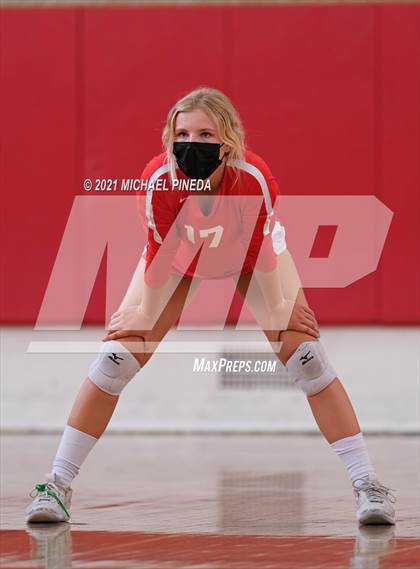 Thumbnail 3 in Huntington Beach vs Redondo Union photogallery.