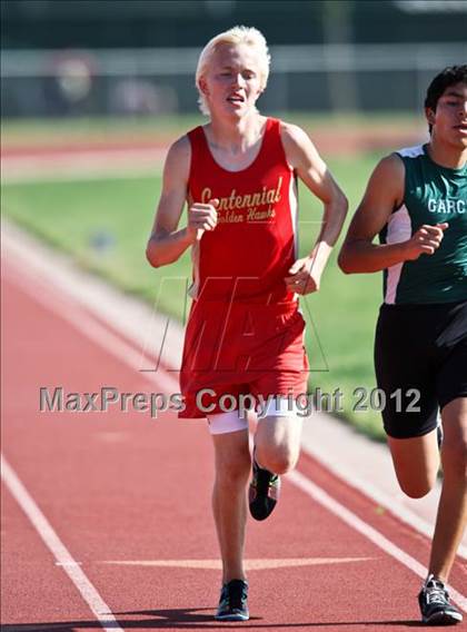 Thumbnail 2 in Titan Top 9 Invitational (Boys 1600m Run) photogallery.