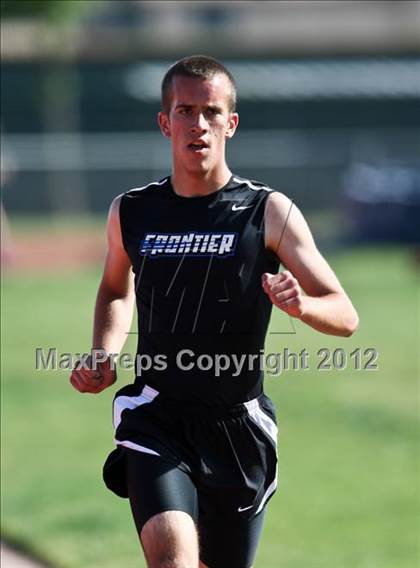 Thumbnail 2 in Titan Top 9 Invitational (Boys 1600m Run) photogallery.
