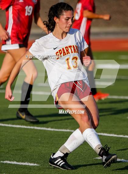 Thumbnail 2 in Glendora vs. La Canada photogallery.
