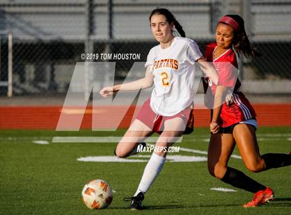 Thumbnail 1 in Glendora vs. La Canada photogallery.