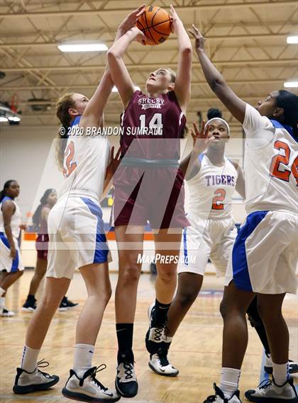 Thumbnail 1 in Shelby County @ Chilton County photogallery.