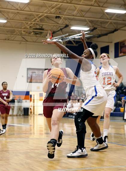 Thumbnail 1 in Shelby County @ Chilton County photogallery.