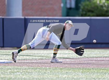 Thumbnail 2 in Kilgore vs. Benbrook Game 1 (UIL 4A Regional Finals) photogallery.
