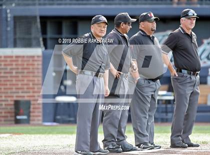 Thumbnail 3 in Kilgore vs. Benbrook Game 1 (UIL 4A Regional Finals) photogallery.