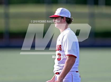 Thumbnail 1 in Kilgore vs. Benbrook Game 1 (UIL 4A Regional Finals) photogallery.