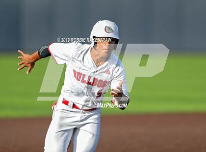 Thumbnail 2 in Kilgore vs. Benbrook Game 1 (UIL 4A Regional Finals) photogallery.
