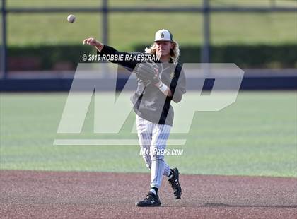 Thumbnail 1 in Kilgore vs. Benbrook Game 1 (UIL 4A Regional Finals) photogallery.