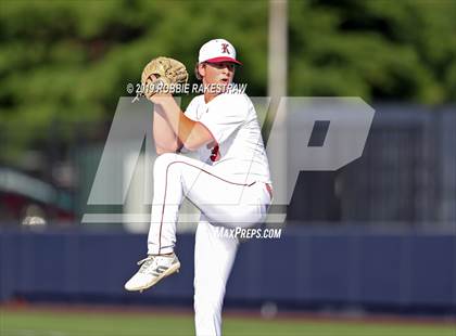Thumbnail 1 in Kilgore vs. Benbrook Game 1 (UIL 4A Regional Finals) photogallery.