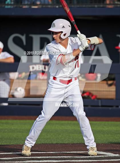 Thumbnail 1 in Kilgore vs. Benbrook Game 1 (UIL 4A Regional Finals) photogallery.