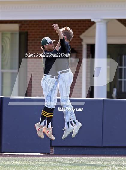 Thumbnail 3 in Kilgore vs. Benbrook Game 1 (UIL 4A Regional Finals) photogallery.