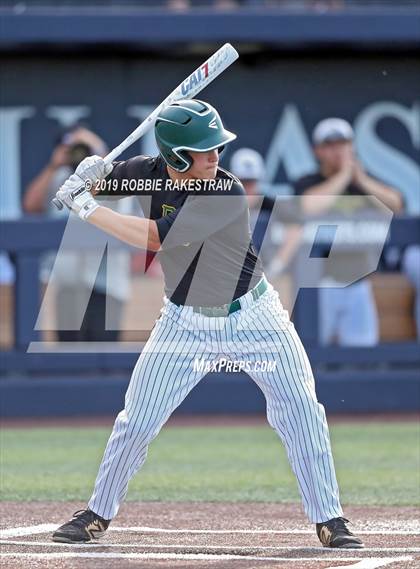 Thumbnail 2 in Kilgore vs. Benbrook Game 1 (UIL 4A Regional Finals) photogallery.
