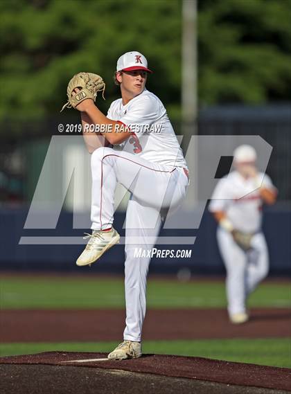 Thumbnail 2 in Kilgore vs. Benbrook Game 1 (UIL 4A Regional Finals) photogallery.