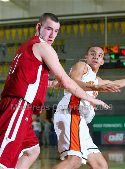 Thumbnail 3 in Roseville vs Bear River (Common Good Classic) photogallery.