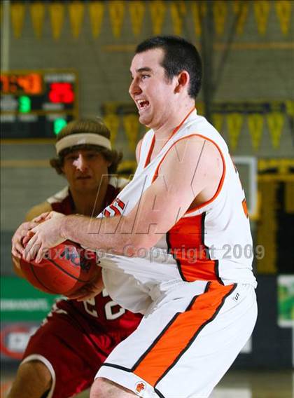 Thumbnail 2 in Roseville vs Bear River (Common Good Classic) photogallery.