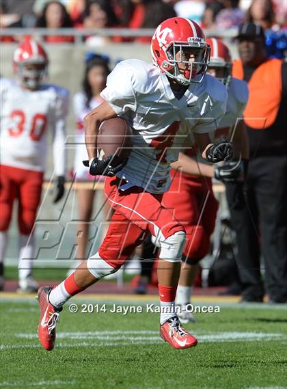 Thumbnail 3 in Los Angeles vs Monroe (CIF D3 Final) photogallery.