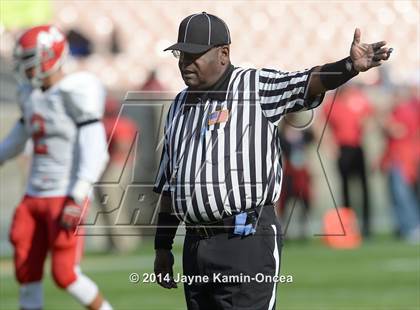 Thumbnail 1 in Los Angeles vs Monroe (CIF D3 Final) photogallery.