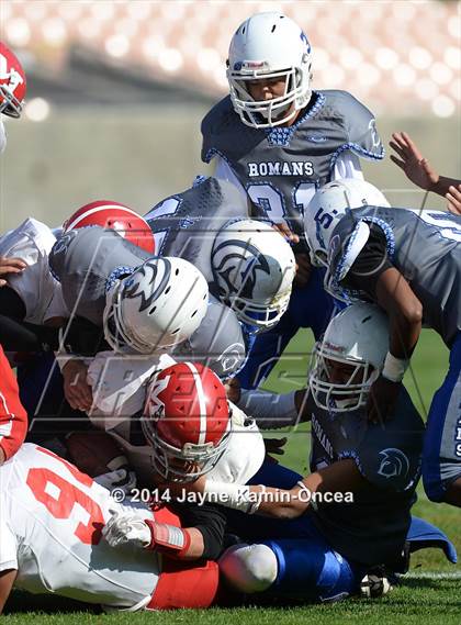Thumbnail 2 in Los Angeles vs Monroe (CIF D3 Final) photogallery.