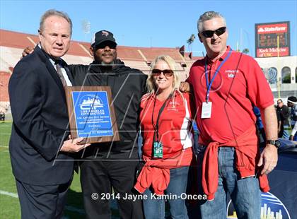Thumbnail 2 in Los Angeles vs Monroe (CIF D3 Final) photogallery.