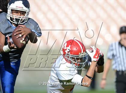 Thumbnail 3 in Los Angeles vs Monroe (CIF D3 Final) photogallery.