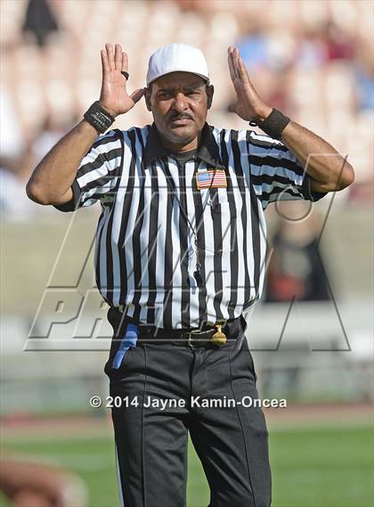 Thumbnail 1 in Los Angeles vs Monroe (CIF D3 Final) photogallery.