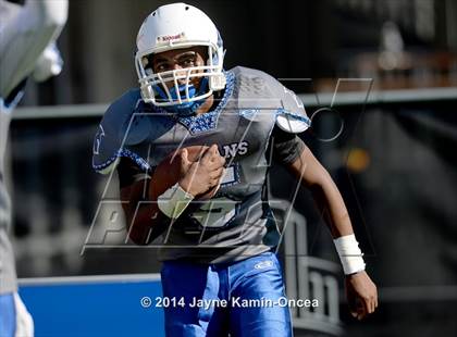 Thumbnail 1 in Los Angeles vs Monroe (CIF D3 Final) photogallery.