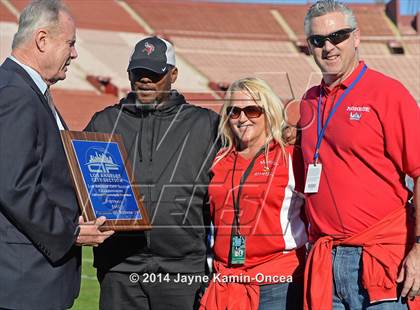 Thumbnail 2 in Los Angeles vs Monroe (CIF D3 Final) photogallery.