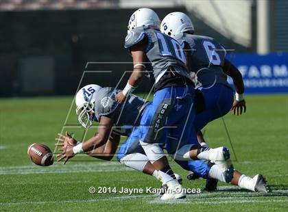 Thumbnail 2 in Los Angeles vs Monroe (CIF D3 Final) photogallery.