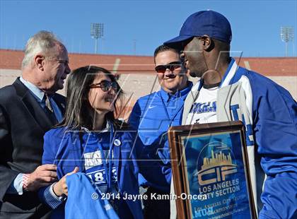 Thumbnail 1 in Los Angeles vs Monroe (CIF D3 Final) photogallery.