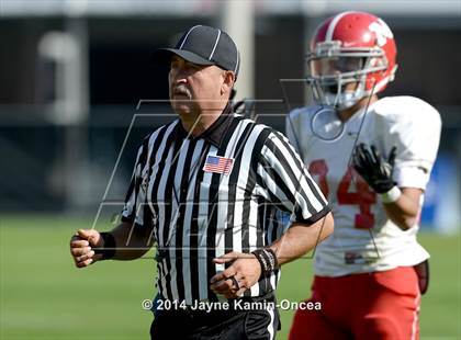 Thumbnail 3 in Los Angeles vs Monroe (CIF D3 Final) photogallery.