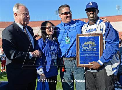 Thumbnail 1 in Los Angeles vs Monroe (CIF D3 Final) photogallery.