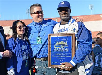 Thumbnail 3 in Los Angeles vs Monroe (CIF D3 Final) photogallery.