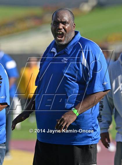 Thumbnail 2 in Los Angeles vs Monroe (CIF D3 Final) photogallery.