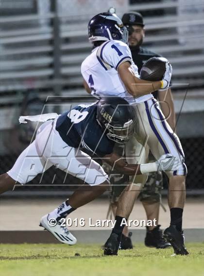 Thumbnail 2 in Valencia vs. Bakersfield photogallery.