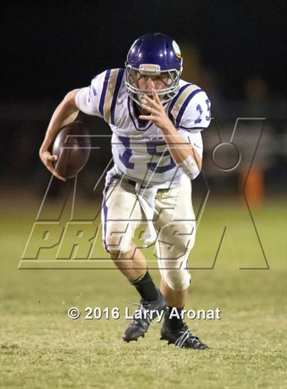 Thumbnail 3 in Valencia vs. Bakersfield photogallery.