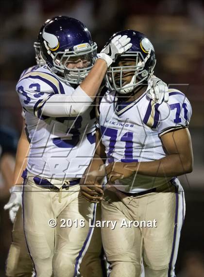 Thumbnail 2 in Valencia vs. Bakersfield photogallery.