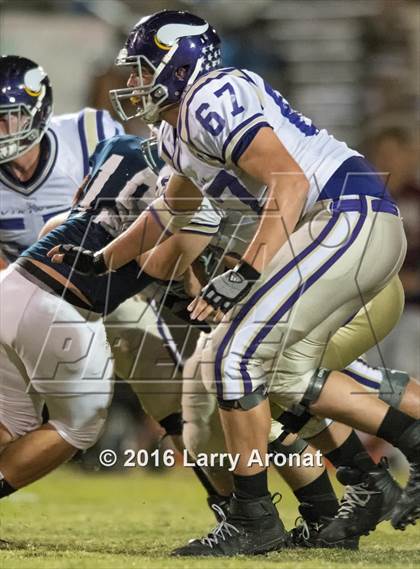 Thumbnail 2 in Valencia vs. Bakersfield photogallery.