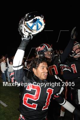 Thumbnail 3 in Mission Viejo vs. Hart (Section Playoffs) photogallery.