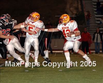 Thumbnail 1 in Mission Viejo vs. Hart (Section Playoffs) photogallery.