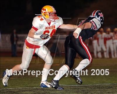 Thumbnail 3 in Mission Viejo vs. Hart (Section Playoffs) photogallery.