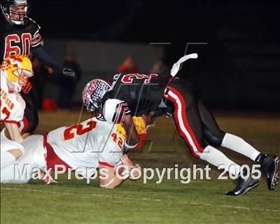 Thumbnail 2 in Mission Viejo vs. Hart (Section Playoffs) photogallery.
